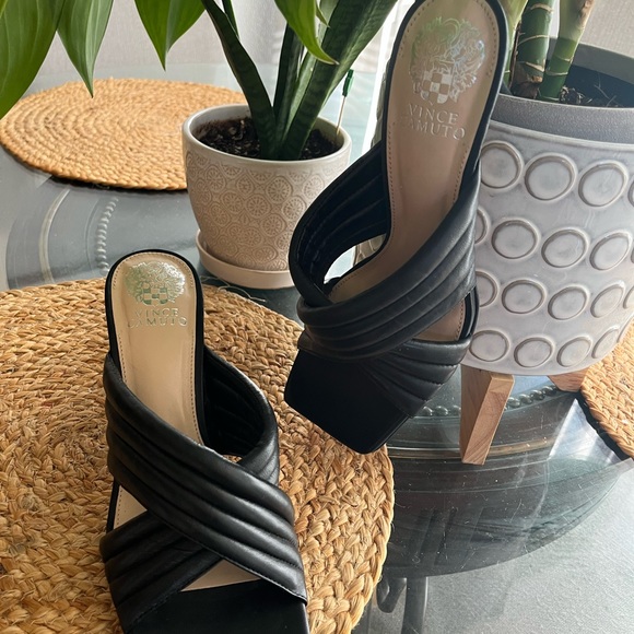 Women's shoes - Picture 2 of 6